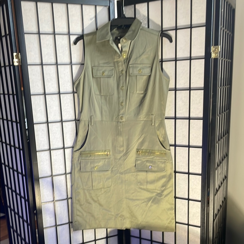 Sleeveless Olive Green Utility Jacket
